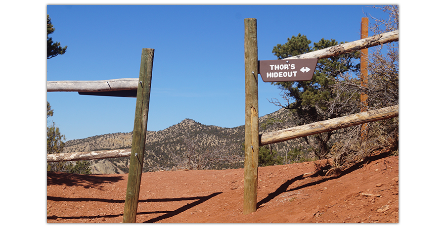 intersection with thors hideout trail