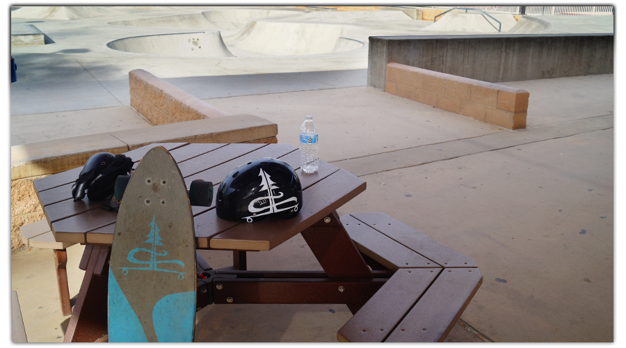 Picnic table at Pam Desert Skate Park