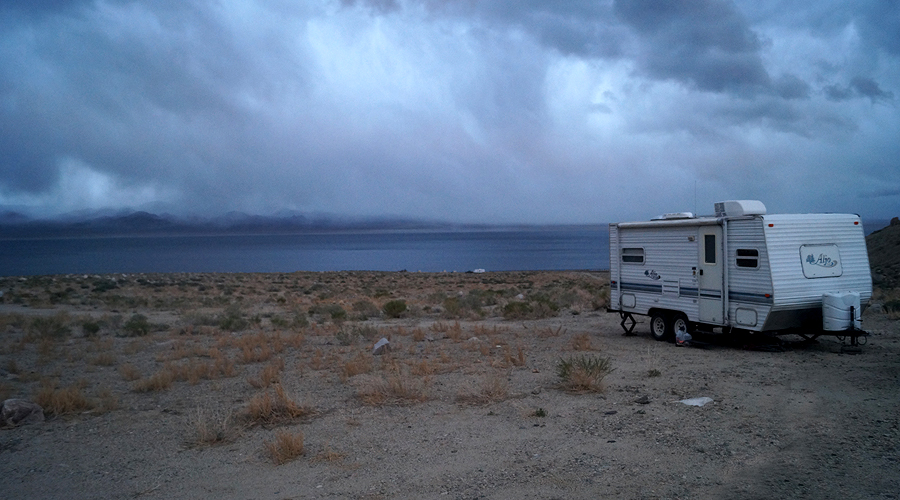 trailer boondocking near hawthorne