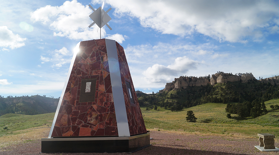 memorial at fort robinson