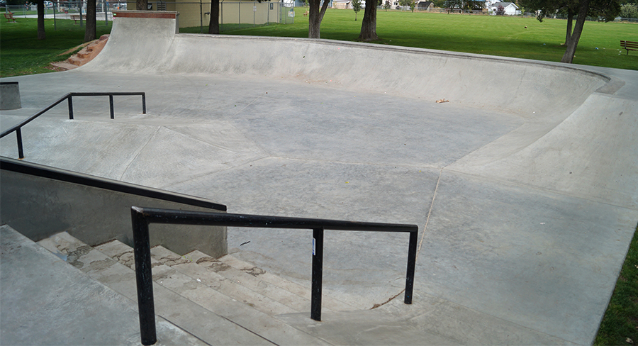 stairs, rails, banked turns at belgrade skatepark