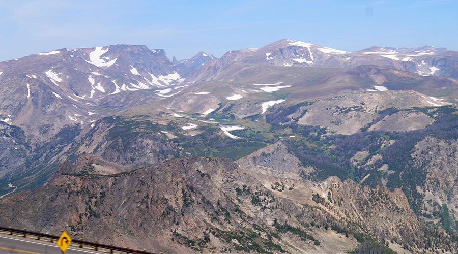 vast high elevation view from beartooth highway