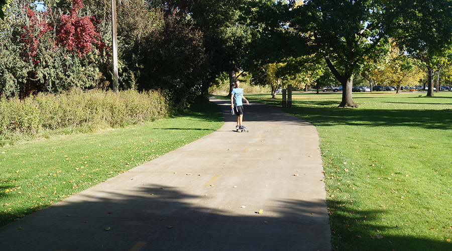 longboarding the boise river greenbelt