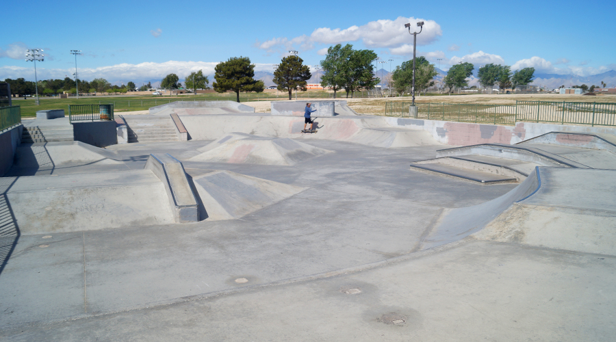 using the banked turn to carry speed through the ridgecrest skatepark