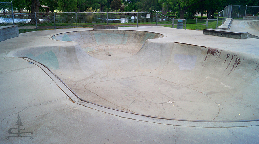 large bowl at the bishop skatepark