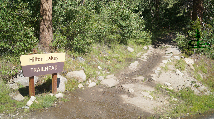 hilton lakes trailhead sign