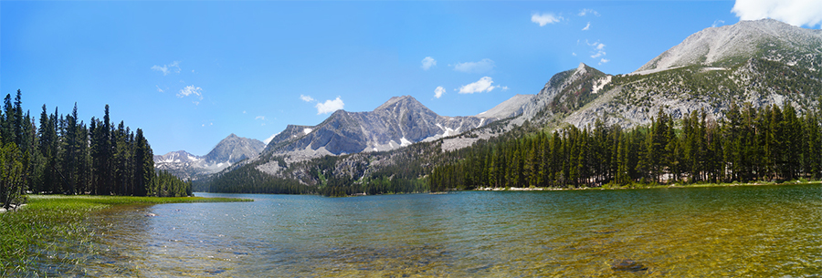 granite backdrop on Hilton Lakes Trail