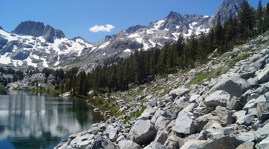 rocky trail along the shoreline of ediza lake