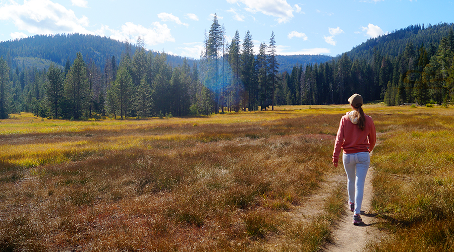 hiking back to warner valley trailhead