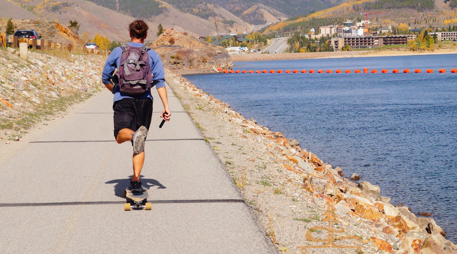 approaching dillon dam