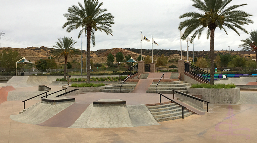 rails, stairs, ledges and ramps at the santa clarita skatepark