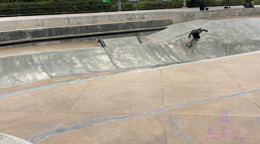 longboarding the smooth transitions at the santa clarita skatepark