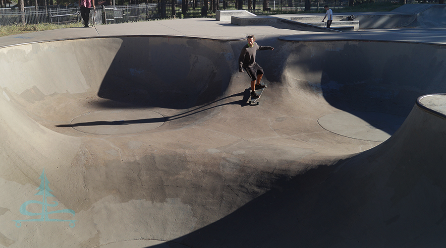 entering the clover bowl on a longboard