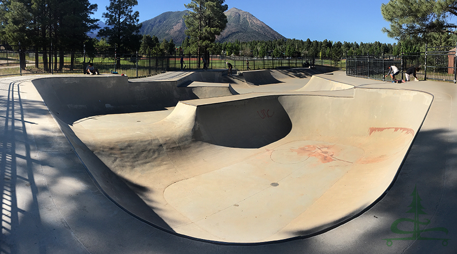 large main bowl at fox glenn skatepark