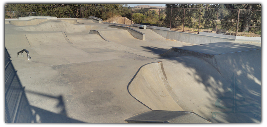 templeton skatepark long skinny layout