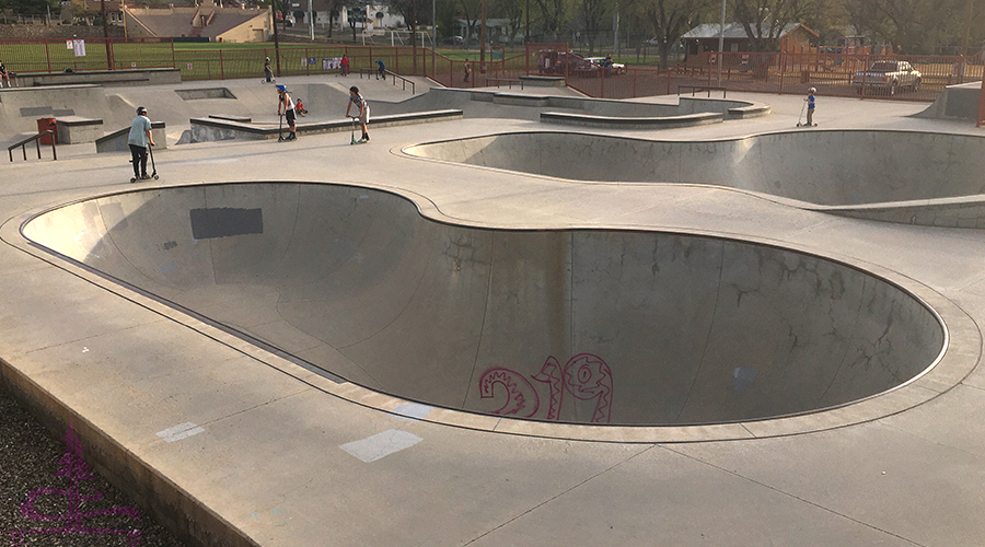 deep bean shaped bowl