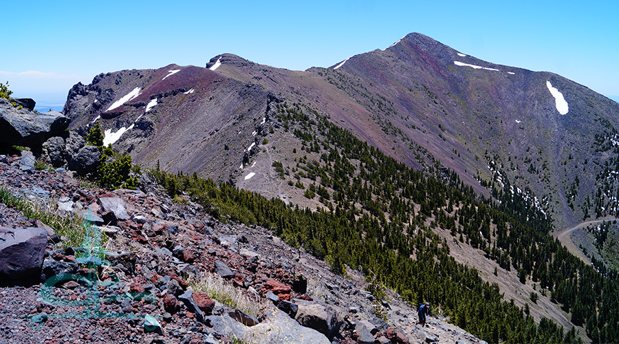 beautiful landscape views while hiking humphreys peak