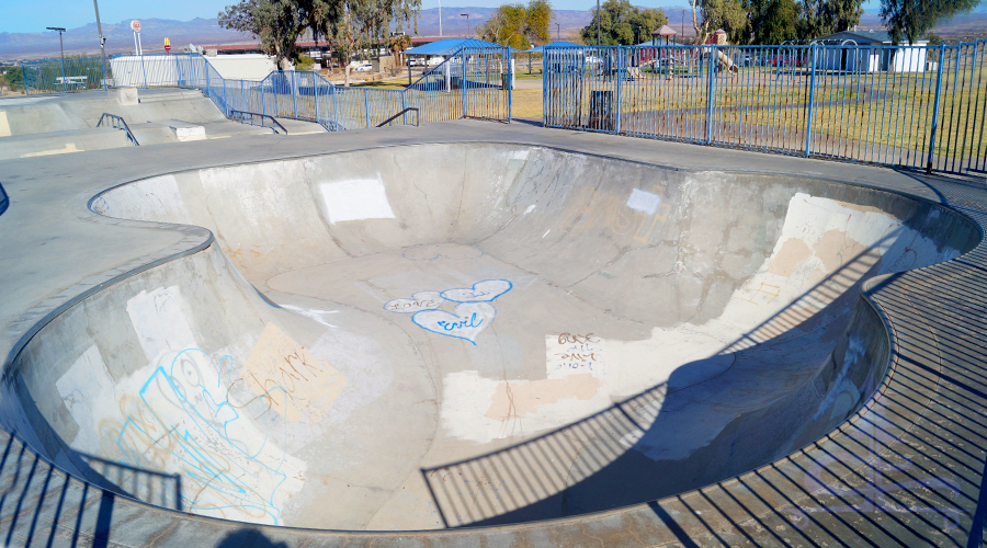 bowl lined with coping at the needles skatepark