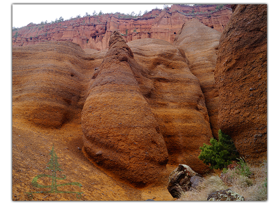 hiking red mountain trail to the striped red rock hoodoo formations