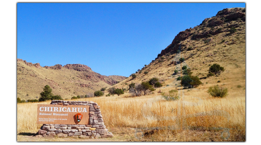 chiricahua national monument entrance sign 