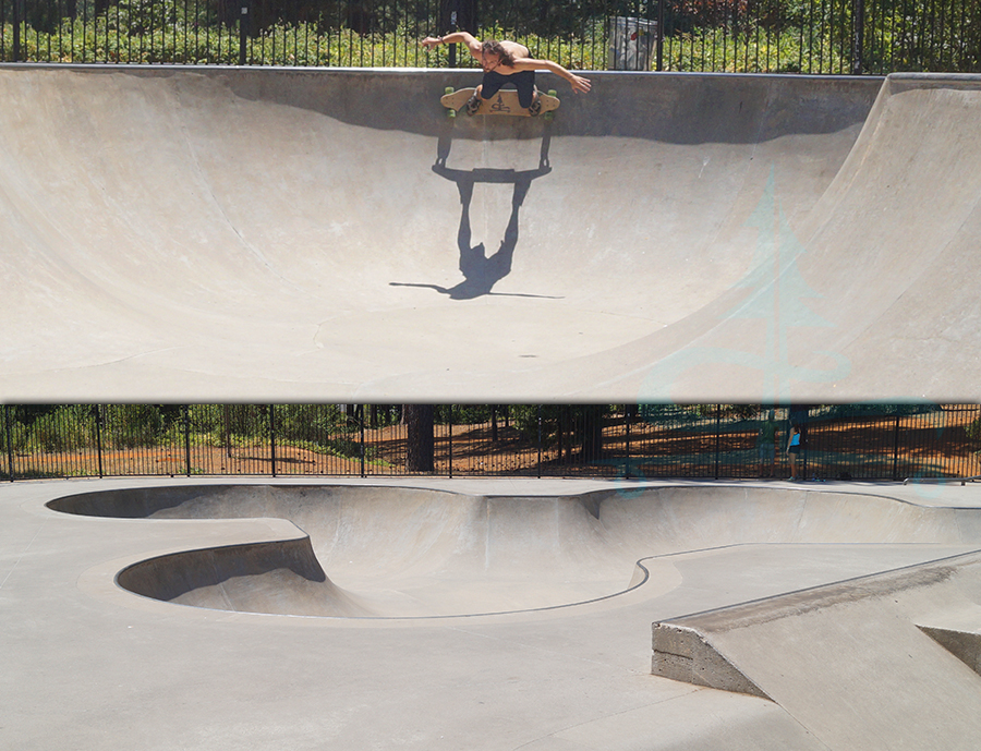 clover bowl at the grass valley skatepark