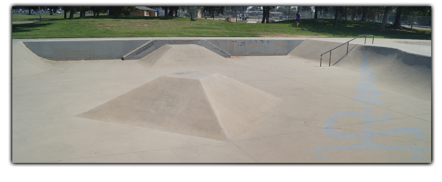 pyramid shaped box feature at the modesto skatepark