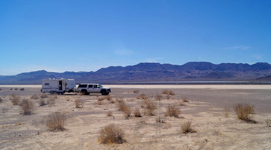 free camping near las vegas on dry lake bed