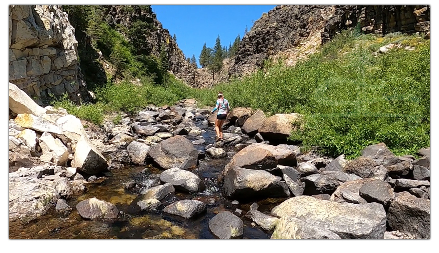 hiking to webber falls in tahoe national forest