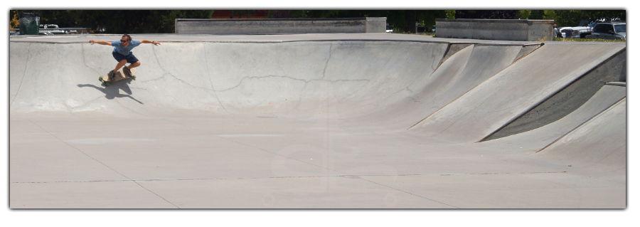 longboarding the burgess skatepark