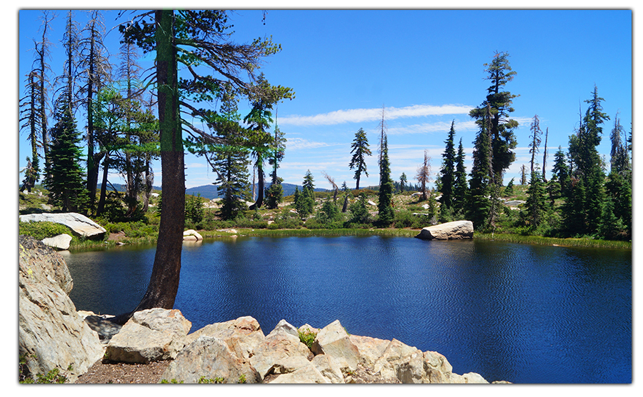 Helgramite lake on gold lake highway