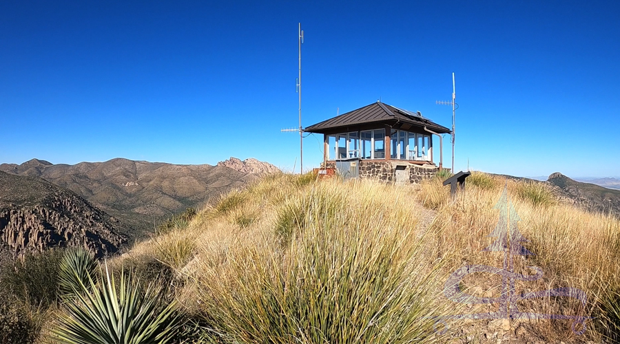 sugarloaf mountain lookout hike in chiricahua national monument