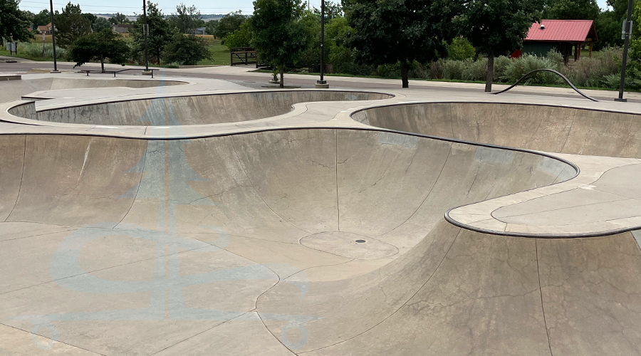 pockets of the main bowl