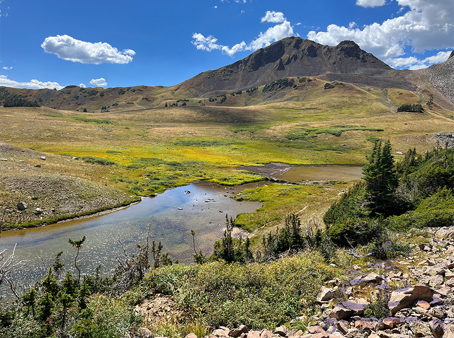 hiking american lakes trail