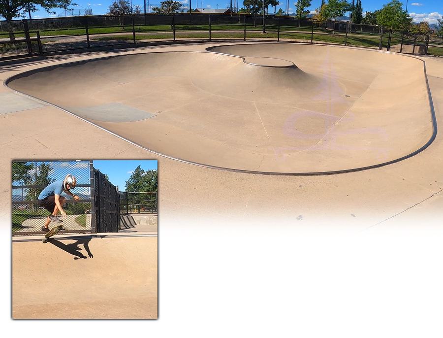 beginner bowl at redstone skatepark